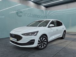 Weiß Gebraucht 2022 Ford Focus Titanium | 18.150 € (Guter Preis)