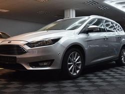 Silber Gebraucht 2016 Ford Focus Titanium Kombi | 8.990 € (Fairer Preis)