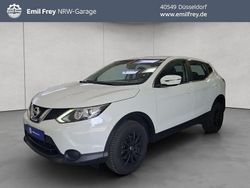 Weiß Gebraucht 2015 Nissan Qashqai Visia SUV | 9.980 € (Guter Preis)