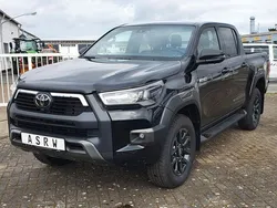 Schwarz Neu 2025 Toyota HiLux Abholung | 62.850 € (Teuer)