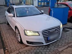 Weiß Gebraucht 2011 Audi A8 Limousine | 18.500 € (Teuer)