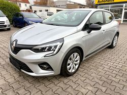Silber Gebraucht 2021 Renault Clio V Kleinwagen | 12.900 € (Fairer Preis)