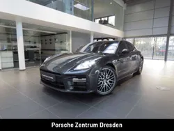 Vulkangraumetallic Gebraucht 2025 Porsche Panamera 4 Limousine | 129.990 € (Guter Preis)