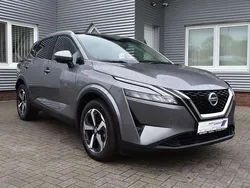 Grau Gebraucht 2021 Nissan Qashqai N-Connecta SUV | 26.900 € (Teuer)