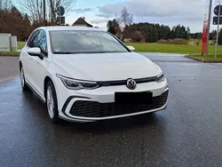 Weiß Gebraucht 2021 VW e-Golf GTE Kleinwagen | 21.500 €