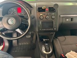 Rot Gebraucht 2005 VW Touran Van / Kleinbus | 3.200 € (Fairer Preis)