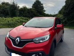 Rot Gebraucht 2018 Renault Kadjar SUV | 15.500 €