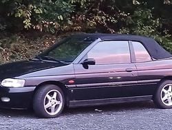 Schwarz Gebraucht 1997 Ford Escort Cabriolet Ghia Cabrio | 2.450 €