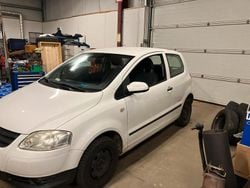 Weiß Gebraucht 2008 VW Fox Kleinwagen | 300 € (Superpreis)