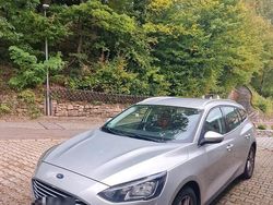 Silber Gebraucht 2020 Ford Focus Kombi | 6.800 €