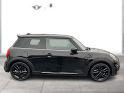 Schwarz metallic Gebraucht 2021 Mini John Cooper Works Kleinwagen | 26.150 € (Etwas zu teuer)