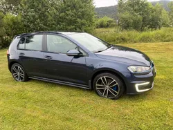 Blau Gebraucht 2016 VW Golf VII GTE Limousine | 11.590 € (Fairer Preis)