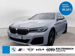Weiß Gebraucht 2023 BMW 545e M Sport Limousine | 47.390 € (Fairer Preis)