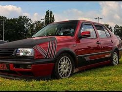 Schwarz Gebraucht 1997 VW Vento Limousine | 2.000 € (Guter Preis)