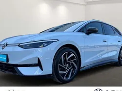 Weiß Gebraucht 2024 VW ID.7 Pro Limousine | 49.790 € (Fairer Preis)