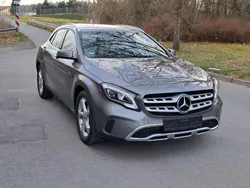 Grau Gebraucht 2019 Mercedes GLA180 SUV | 18.500 € (Guter Preis)