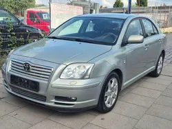 Grün Gebraucht 2005 Toyota Avensis Limousine | 4.700 € (Fairer Preis)
