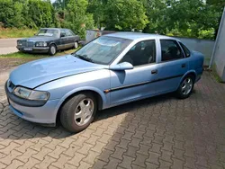 Blau Gebraucht 1998 Opel Vectra Limousine | 1.600 € (Fairer Preis)