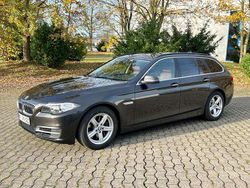 Braun Gebraucht 2016 BMW 530 Kombi | 11.900 € (Guter Preis)