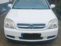 Weiß Gebraucht 2003 Opel Vectra Limousine | 2.400 € (Fairer Preis)