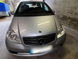 Silber Gebraucht 2009 Mercedes A160 Limousine | 3.450 € (Guter Preis)