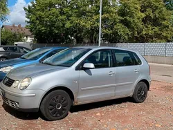 Silber Gebraucht 2002 VW Polo Kleinwagen | 650 € (Fairer Preis)