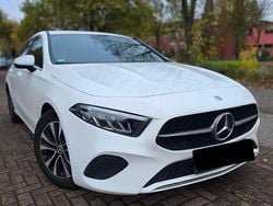 Weiß Gebraucht 2023 Mercedes A180 Kleinwagen | 22.800 € (Superpreis)