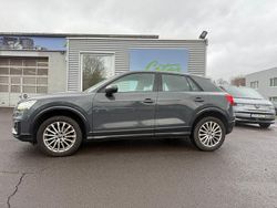 Grau Gebraucht 2019 Audi Q2 Design SUV | 15.890 € (Guter Preis)
