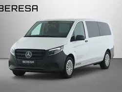Arktikweiß Gebraucht 2024 Mercedes Vito Van / Kleinbus | 55.692 €