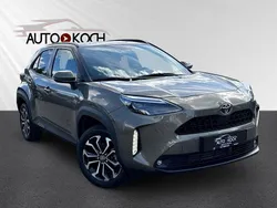 Schwarz Neu 2024 Toyota Yaris Cross Team SUV | 25.590 € (Guter Preis)