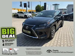 Graphitschwarz metallic Gebraucht 2019 Lexus NX300h E-FOUR Executive Line SUV | 29.490 € (Guter Preis)