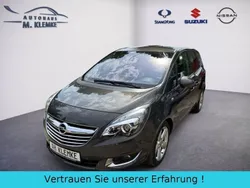 Grau Gebraucht 2015 Opel Meriva Innovation Van / Kleinbus | 12.890 € (Teuer)