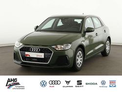 Distriktgrün metallic Gebraucht 2024 Audi A1 Sportback Advanced Plus Kleinwagen | 22.790 € (Superpreis)