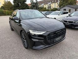 Schwarz Gebraucht 2022 Audi Q8 S-line plus SUV | 52.950 € (Etwas zu teuer)