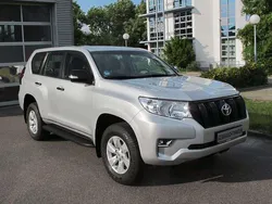 Silber Gebraucht 2019 Toyota Land Cruiser SUV | 46.600 € (Etwas zu teuer)