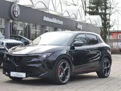 Schwarz Neu 2025 Alfa Romeo Junior Tech Edition SUV | 46.900 € (Guter Preis)