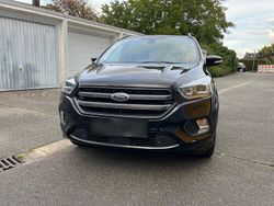 Schwarz Gebraucht 2018 Ford Kuga ST SUV | 17.495 € (Etwas zu teuer)