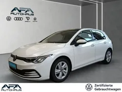 Weiß Gebraucht 2020 VW Golf VIII Life Limousine | 19.767 € (Teuer)