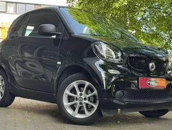 Nachtschwarz Gebraucht 2019 Smart ForTwo Coupé Kleinwagen | 14.499 € (Fairer Preis)
