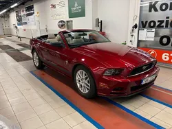 Rot Gebraucht 2013 Ford Mustang Cabrio | 15.000 € (Guter Preis)