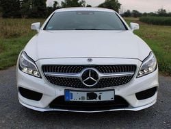 Weiß Gebraucht 2017 Mercedes CLS350 Shooting Brake Edition Kombi | 31.900 €