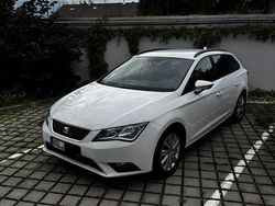 Weiß Gebraucht 2014 Seat Leon Limousine | 5.500 € (Fairer Preis)