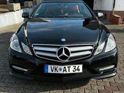 Schwarz Gebraucht 2011 Mercedes E550 Cabrio | 16.500 €