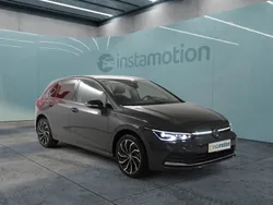Grau Gebraucht 2023 VW Golf VIII Move Limousine | 26.050 € (Fairer Preis)