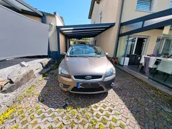 Braun Gebraucht 2007 Ford Focus Cabriolet Cabrio | 2.500 € (Guter Preis)