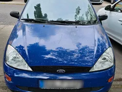 Blau Gebraucht 2000 Ford Focus Limousine | 600 € (Guter Preis)