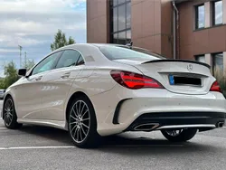 Weiß Gebraucht 2017 Mercedes CLA180 AMG line Limousine | 18.500 € (Fairer Preis)