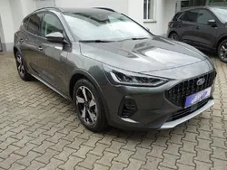 Magneticgrau (metallic) Neu 2024 Ford Focus Active X Limousine | 27.390 € (Superpreis)