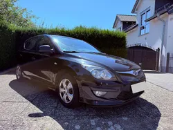 Schwarz Gebraucht 2012 Hyundai i30 Classic Limousine | 3.990 € (Superpreis)