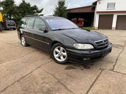 Schwarz Gebraucht 2001 Opel Omega Kombi | 1.200 € (Superpreis)